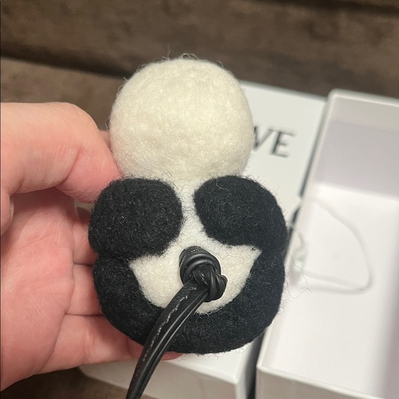 Loewe Black and White Panda Charm in felt and calfskin - Picture 3 of 6